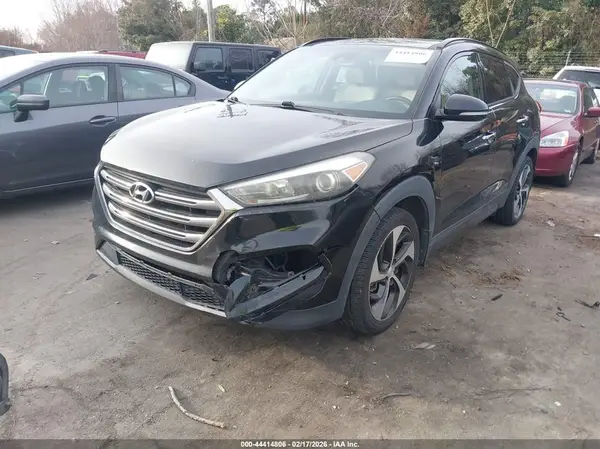 KM8J3CA26GU023620 2016 HYUNDAI TUCSON - Image 2