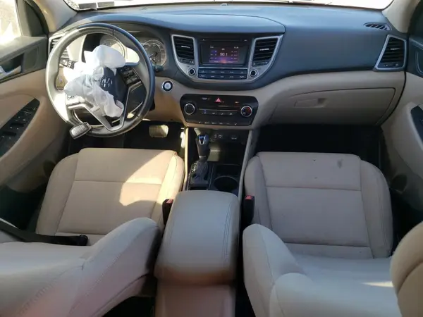 KM8J3CA26GU048534 2016 HYUNDAI TUCSON - Image 8