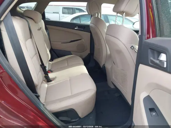 KM8J3CA26GU048792 2016 HYUNDAI TUCSON - Image 8