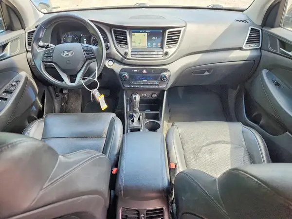 KM8J3CA26GU057802 2016 HYUNDAI TUCSON - Image 8