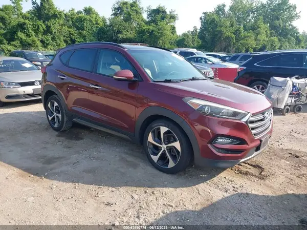 KM8J3CA26GU062255 2016 HYUNDAI TUCSON - Image 1