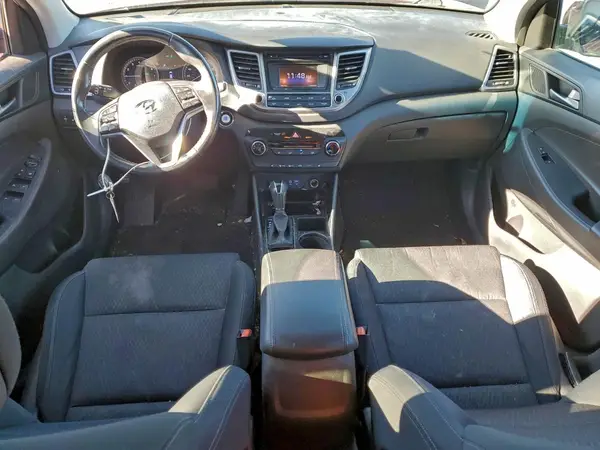KM8J3CA26GU073269 2016 HYUNDAI TUCSON - Image 8