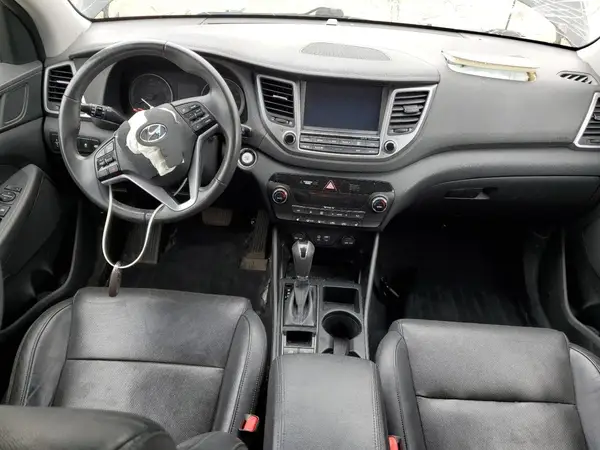 KM8J3CA26GU075927 2016 HYUNDAI TUCSON - Image 8