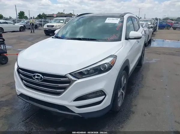 KM8J3CA26GU079153 2016 HYUNDAI TUCSON - Image 2
