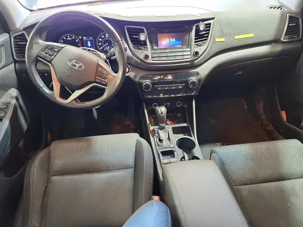 KM8J3CA26GU080710 2016 HYUNDAI TUCSON - Image 8