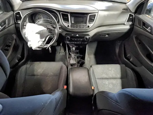 KM8J3CA26GU123152 2016 HYUNDAI TUCSON - Image 8