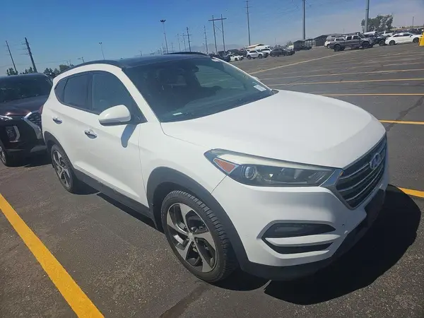 KM8J3CA26GU125385 2016 HYUNDAI TUCSON - Image 1