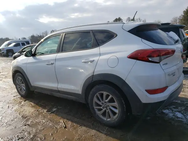 KM8J3CA26GU129310 2016 HYUNDAI TUCSON - Image 2