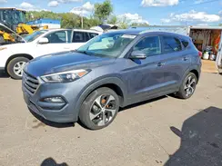 KM8J3CA26GU130070 2016 HYUNDAI TUCSON
