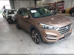 KM8J3CA26GU143093 2016 HYUNDAI TUCSON