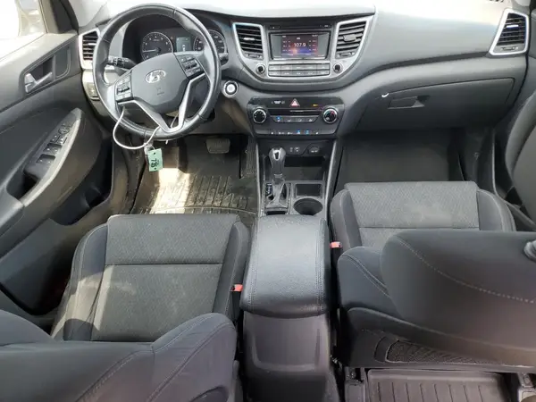 KM8J3CA26GU159911 2016 HYUNDAI TUCSON - Image 8