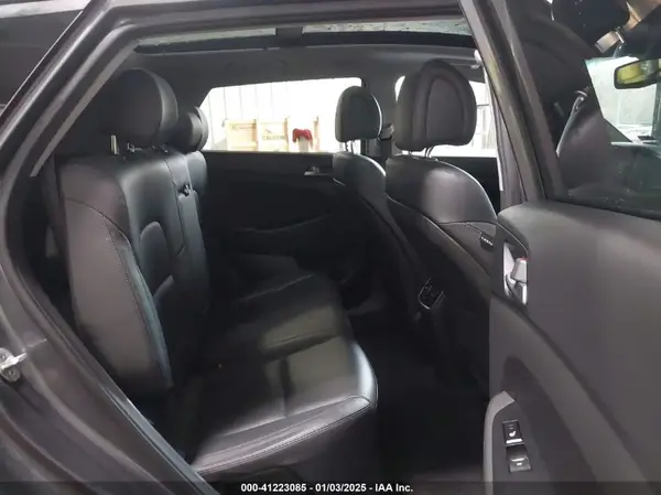 KM8J3CA26GU162565 2016 HYUNDAI TUCSON - Image 8