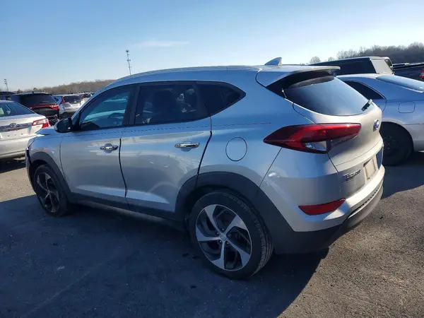 KM8J3CA26GU168723 2016 HYUNDAI TUCSON - Image 2