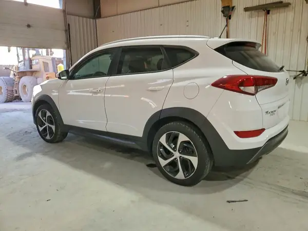 KM8J3CA26GU172481 2016 HYUNDAI TUCSON - Image 2