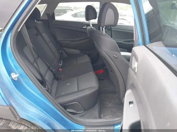 KM8J3CA26GU179172 2016 HYUNDAI TUCSON - Image 8