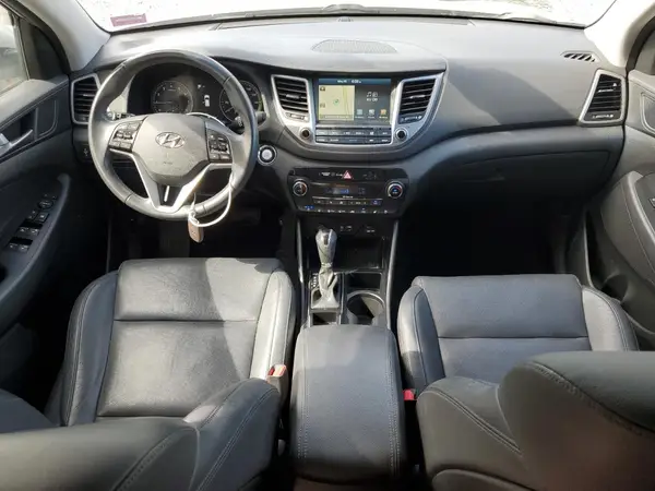 KM8J3CA26GU194061 2016 HYUNDAI TUCSON - Image 8