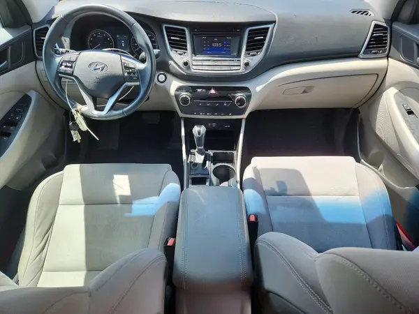 KM8J3CA26GU200926 2016 HYUNDAI TUCSON - Image 8