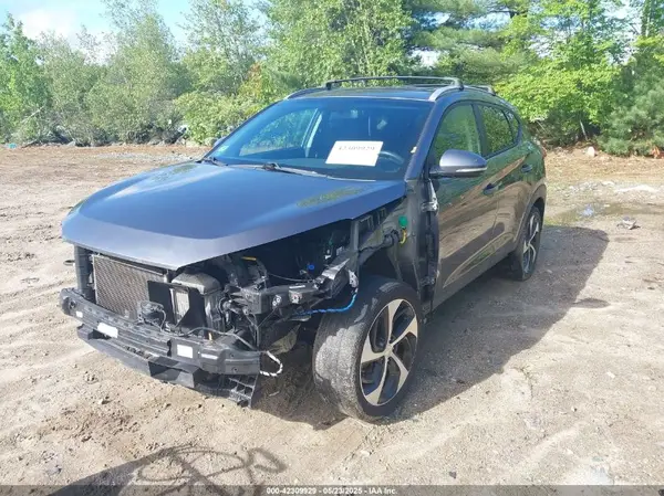 KM8J3CA26GU208508 2016 HYUNDAI TUCSON - Image 2