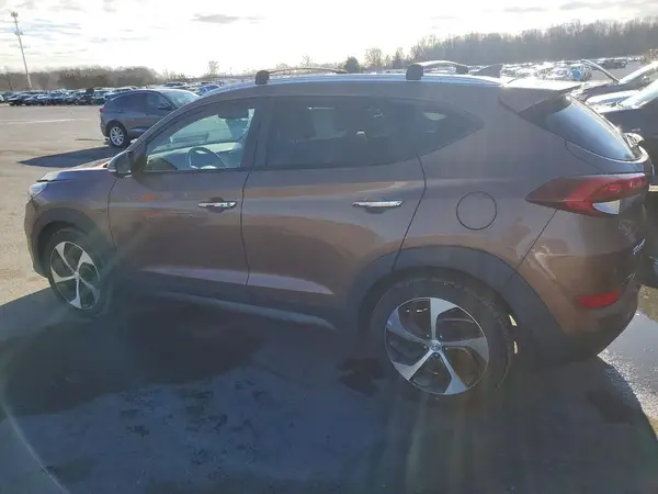 KM8J3CA26GU219539 2016 HYUNDAI TUCSON - Image 2