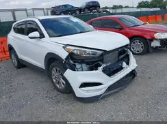 KM8J3CA26GU222120 2016 HYUNDAI TUCSON