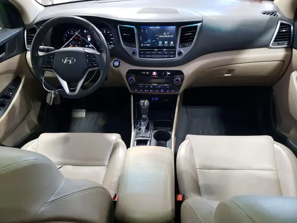 KM8J3CA26GU240116 2016 HYUNDAI TUCSON - Image 8