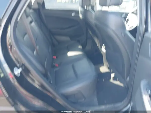 KM8J3CA26GU243422 2016 HYUNDAI TUCSON - Image 8