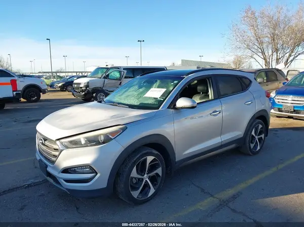 KM8J3CA26GU250936 2016 HYUNDAI TUCSON - Image 2