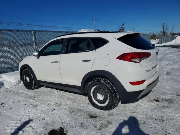 KM8J3CA26HU265499 2017 HYUNDAI TUCSON - Image 2