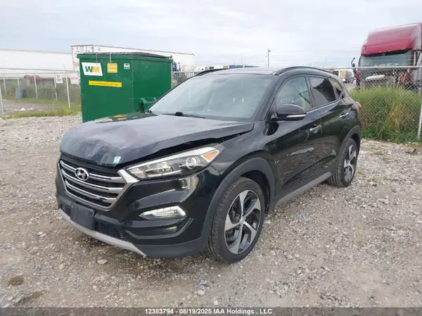 KM8J3CA26HU268130 2017 HYUNDAI TUCSON - Image 2