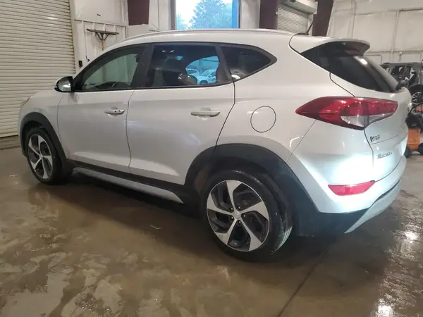 KM8J3CA26HU270735 2017 HYUNDAI TUCSON - Image 2
