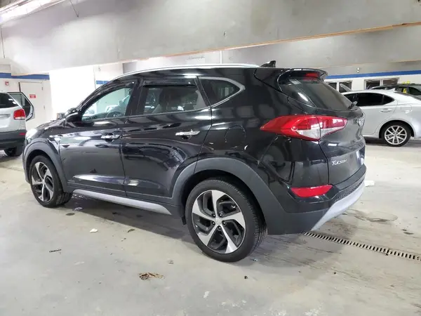 KM8J3CA26HU278849 2017 HYUNDAI TUCSON - Image 2