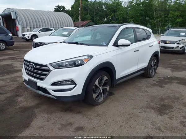 KM8J3CA26HU286708 2017 HYUNDAI TUCSON - Image 2