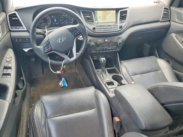 KM8J3CA26HU294873 2017 HYUNDAI TUCSON - Image 8