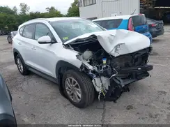 KM8J3CA26HU295490 2017 HYUNDAI TUCSON
