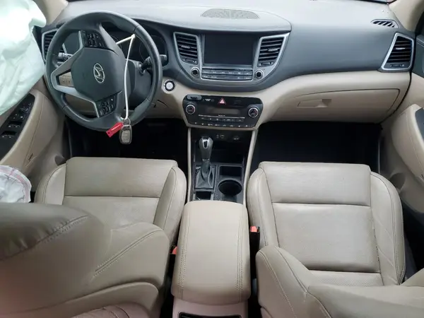KM8J3CA26HU306892 2017 HYUNDAI TUCSON - Image 8