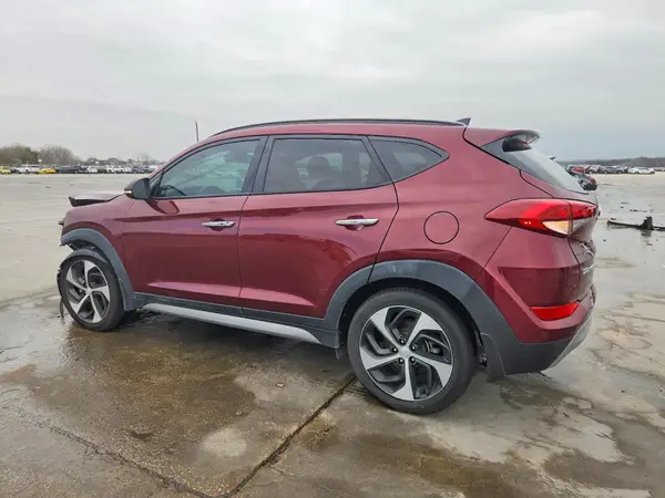 KM8J3CA26HU308318 2017 HYUNDAI TUCSON - Image 2