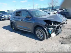 KM8J3CA26HU310778 2017 HYUNDAI TUCSON