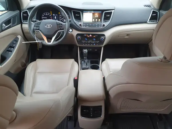 KM8J3CA26HU336958 2017 HYUNDAI TUCSON - Image 8