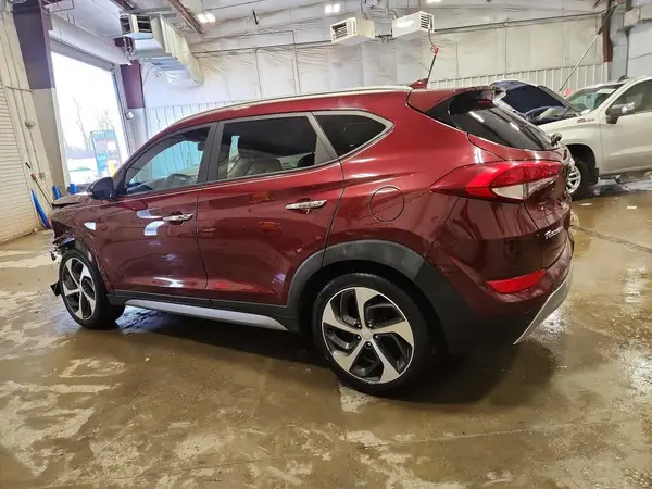 KM8J3CA26HU341559 2017 HYUNDAI TUCSON - Image 2