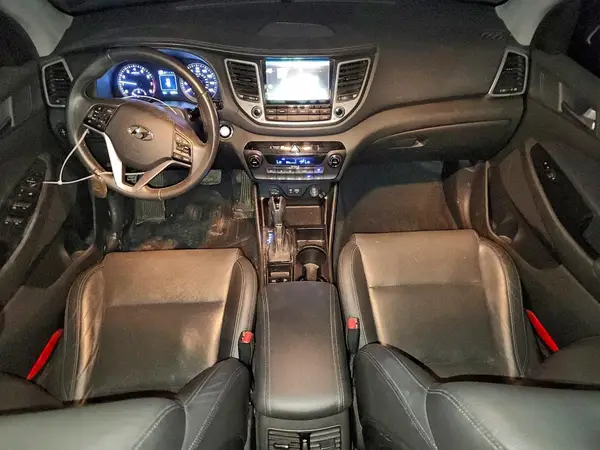 KM8J3CA26HU348690 2017 HYUNDAI TUCSON - Image 8