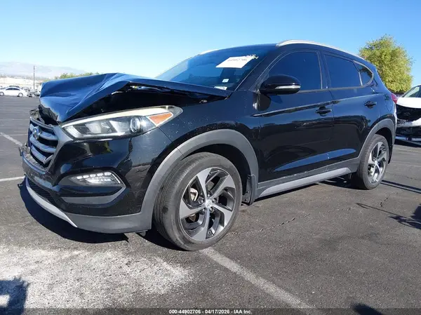 KM8J3CA26HU357633 2017 HYUNDAI TUCSON - Image 2