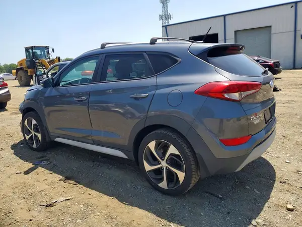 KM8J3CA26HU416258 2017 HYUNDAI TUCSON - Image 2