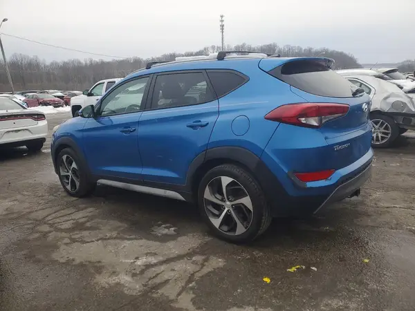 KM8J3CA26HU417877 2017 HYUNDAI TUCSON - Image 2