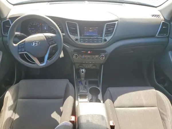 KM8J3CA26HU419984 2017 HYUNDAI TUCSON - Image 8