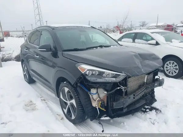 KM8J3CA26HU430693 2017 HYUNDAI TUCSON - Image 1
