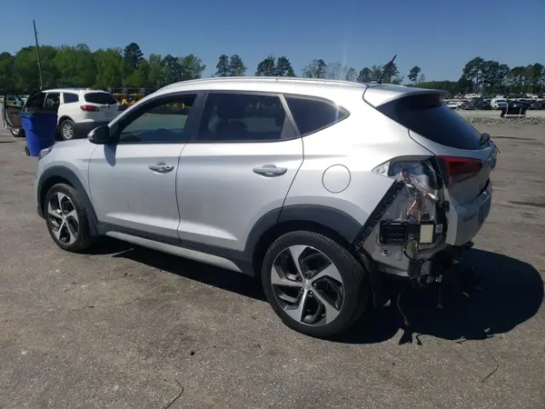 KM8J3CA26HU435800 2017 HYUNDAI TUCSON - Image 2