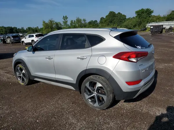 KM8J3CA26HU438907 2017 HYUNDAI TUCSON - Image 2