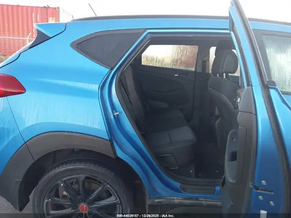 KM8J3CA26HU442911 2017 HYUNDAI TUCSON - Image 8