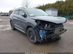 KM8J3CA26HU444285 2017 HYUNDAI TUCSON