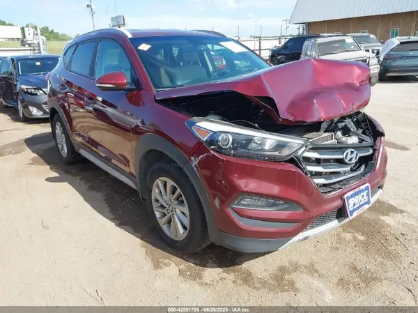 KM8J3CA26HU472250 2017 HYUNDAI TUCSON - Image 1